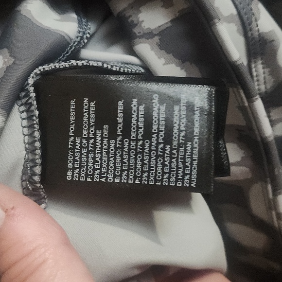 The North Face Girl's FlashDry Geometric Print Leggings Size Medium 10/12 Gray - Picture 7 of 7